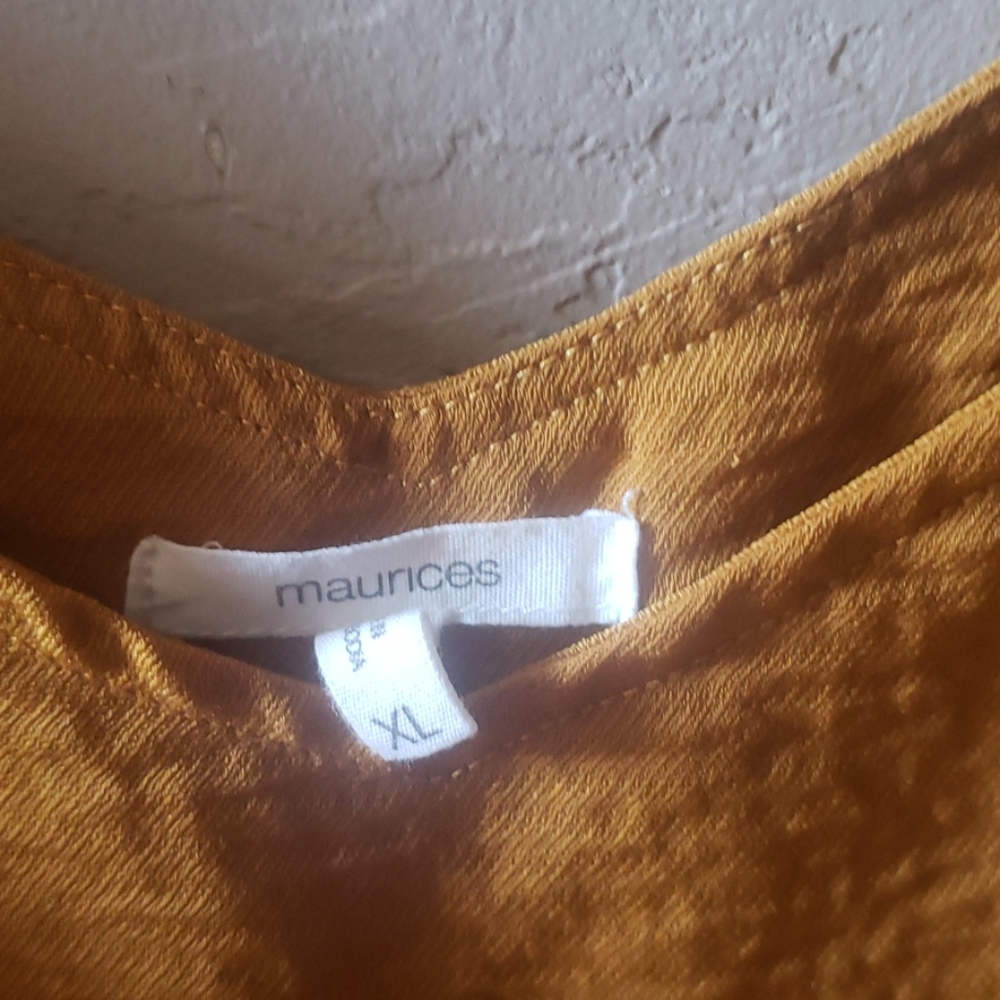 Tank top. - Picture 2 of 5